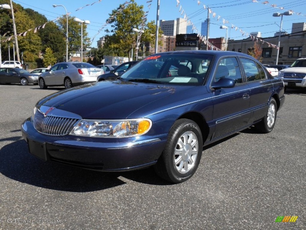 Pearl Blue 2002 Lincoln Continental Standard Continental Model Exterior Photo #85870707