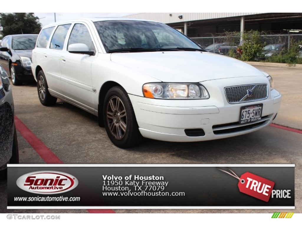 2006 V70 2.4 - Ice White / Taupe photo #1