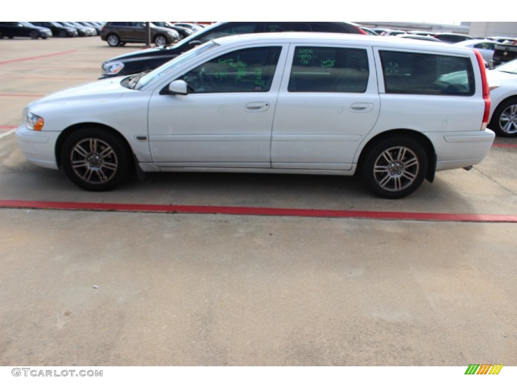 2006 V70 2.4 - Ice White / Taupe photo #4