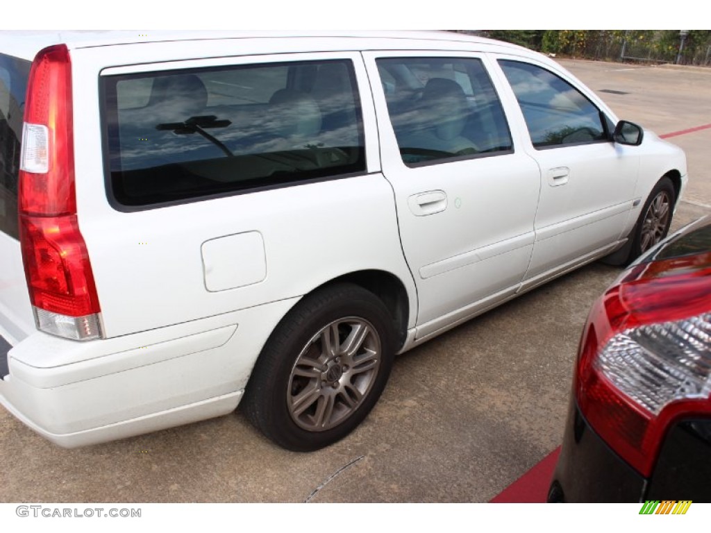 2006 V70 2.4 - Ice White / Taupe photo #8