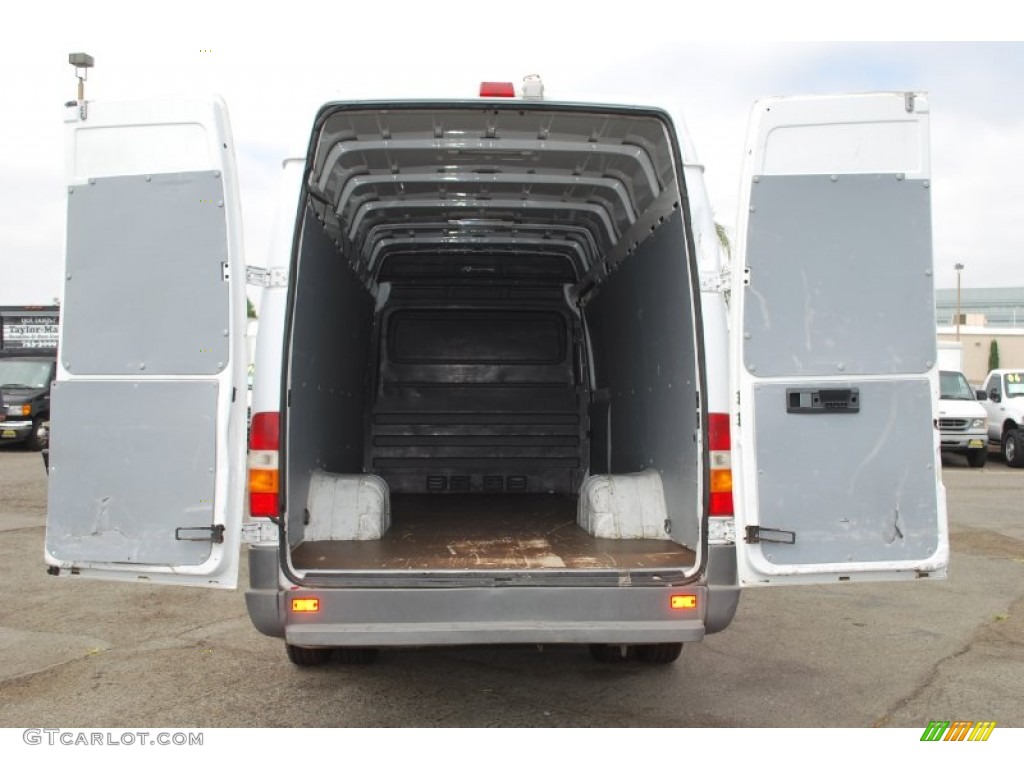 2006 Sprinter Van 3500 High Roof Cargo - Arctic White / Gray photo #6