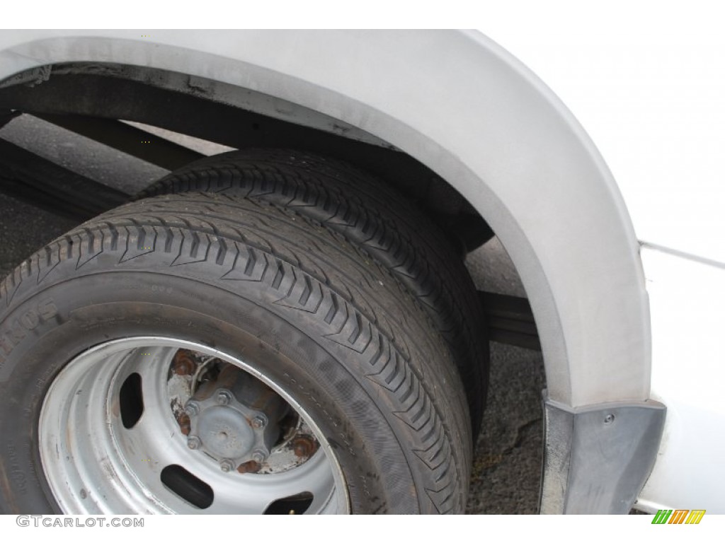 2006 Sprinter Van 3500 High Roof Cargo - Arctic White / Gray photo #10