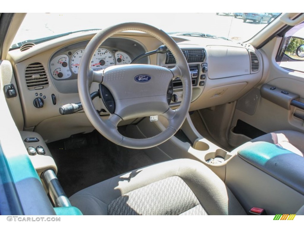 2003 Explorer Sport XLT 4x4 - Harvest Gold Metallic / Medium Parchment Beige photo #16