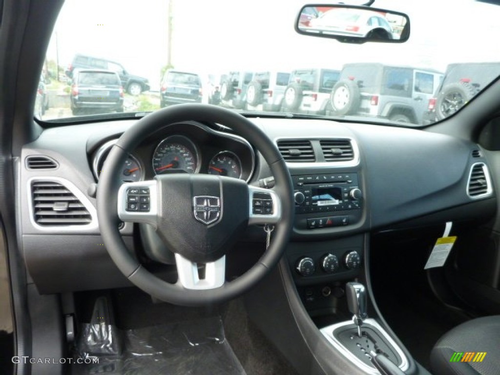 2014 Dodge Avenger SXT Black Dashboard Photo #85882300