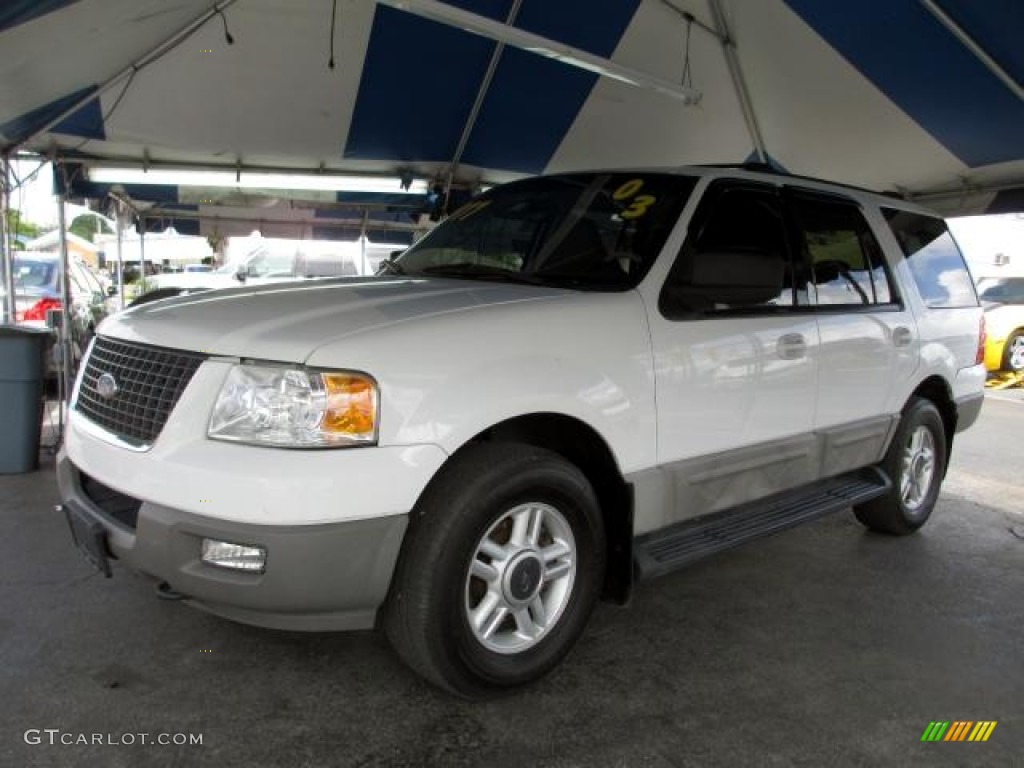 2003 Expedition XLT 4x4 - Oxford White / Medium Parchment photo #3