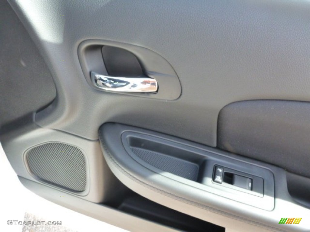 2014 200 Touring Sedan - Bright White / Black photo #8