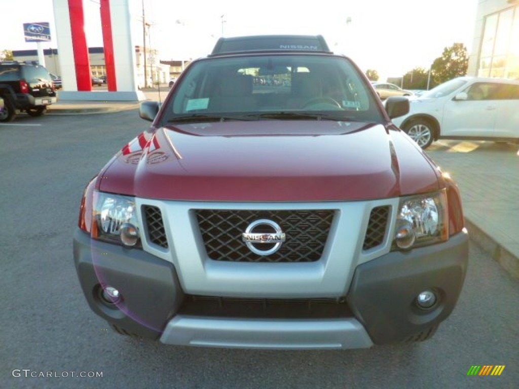2013 Xterra S 4x4 - Cayenne Red / Gray photo #2