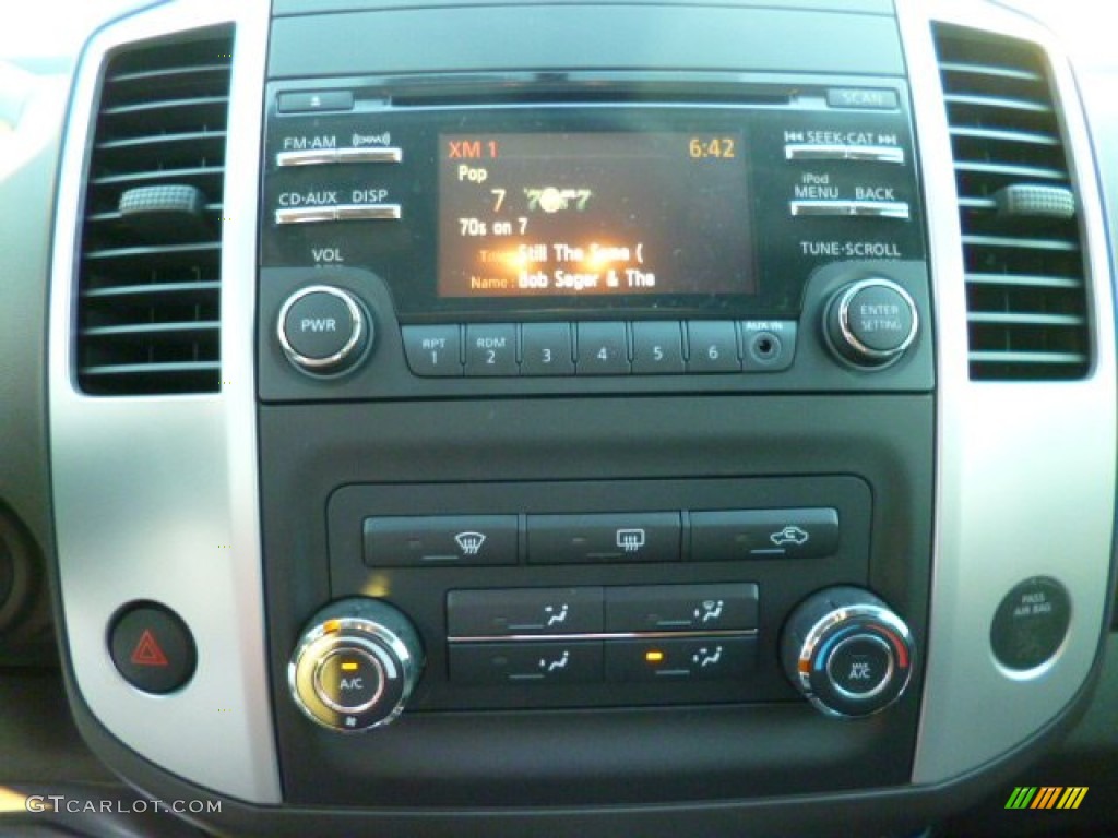 2013 Xterra S 4x4 - Cayenne Red / Gray photo #19