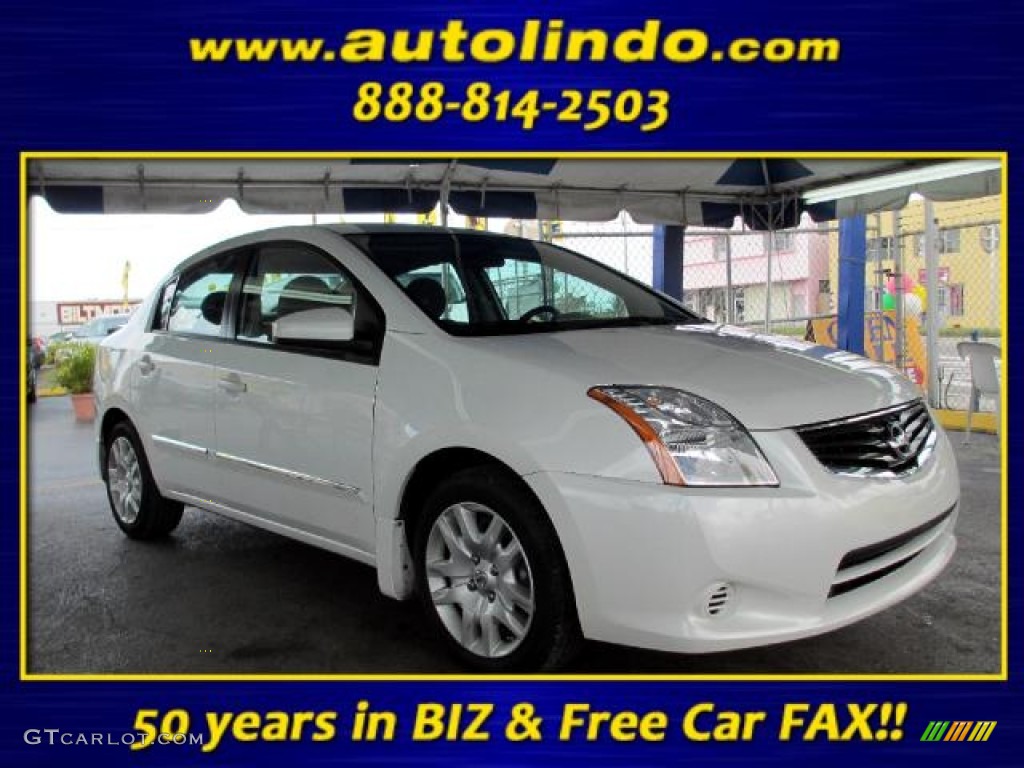Aspen White Nissan Sentra