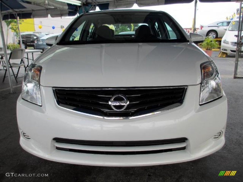 2012 Sentra 2.0 S - Aspen White / Charcoal photo #2