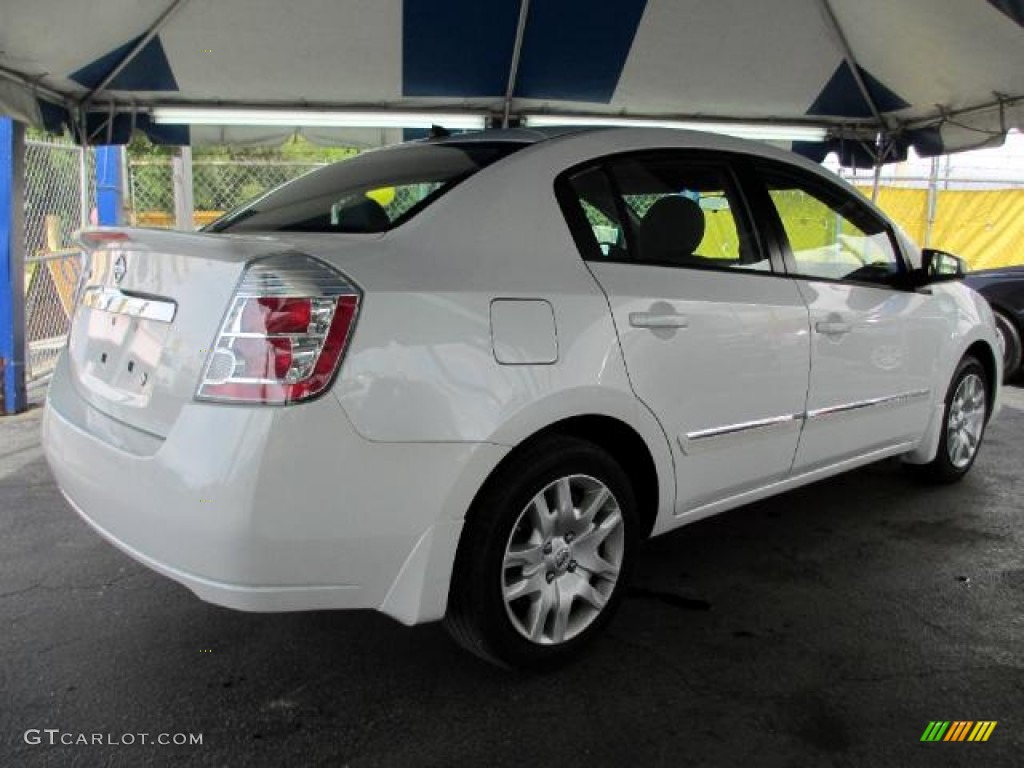 2012 Sentra 2.0 S - Aspen White / Charcoal photo #4