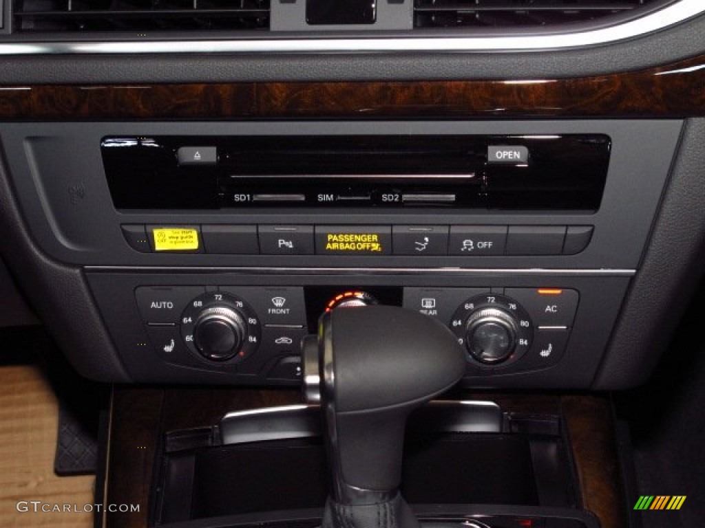2014 Audi A7 3.0T quattro Premium Plus Controls Photo #85890037