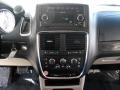 Stone White - Grand Caravan Mainstreet Photo No. 16