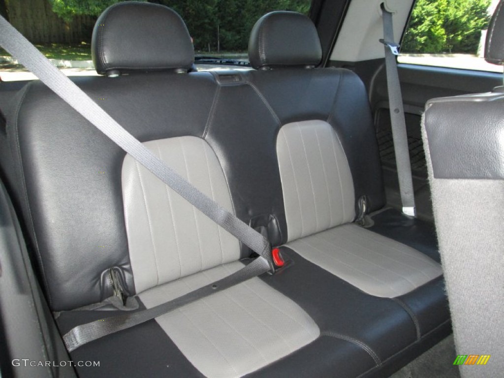 2004 Mercury Mountaineer V8 Premier AWD Rear Seat Photo #85892995