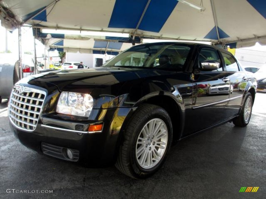 2010 300 Touring - Black / Dark Slate Gray photo #3