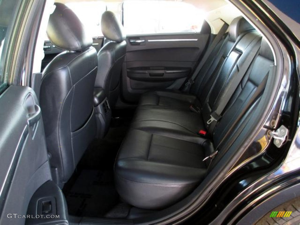 2010 300 Touring - Black / Dark Slate Gray photo #9