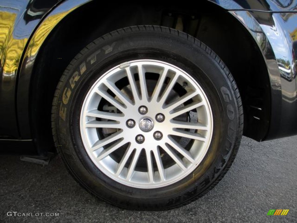 2010 300 Touring - Black / Dark Slate Gray photo #23