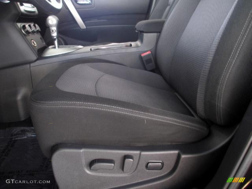 2011 Rogue SV - Black Amethyst / Black photo #23