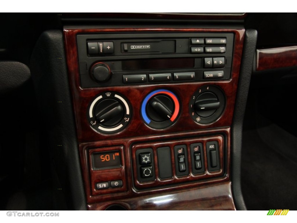 1998 BMW Z3 1.9 Roadster Controls Photo #85897240