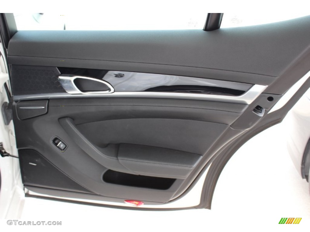 2010 Porsche Panamera S Door Panel Photos