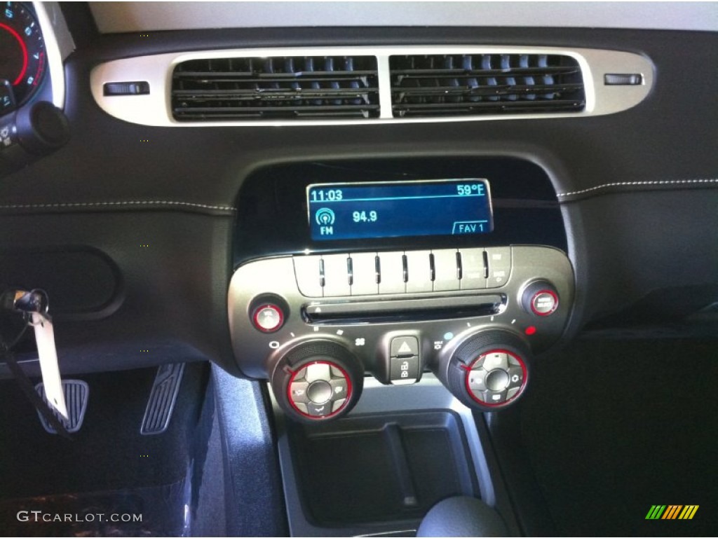 2014 Chevrolet Camaro LS Coupe Controls Photo #85901395