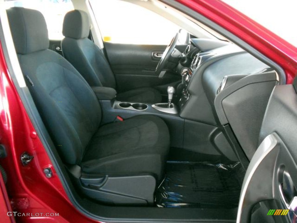 2011 Rogue S AWD - Cayenne Red / Black photo #10