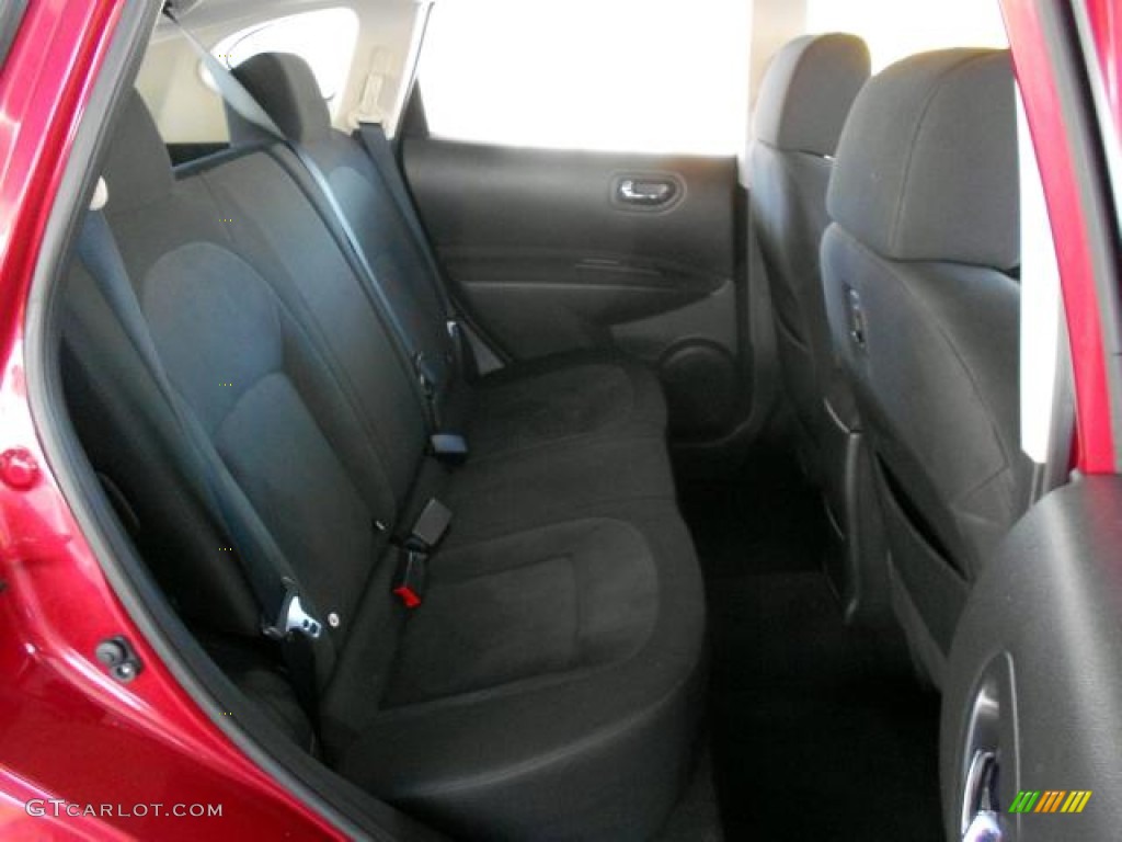 2011 Rogue S AWD - Cayenne Red / Black photo #11
