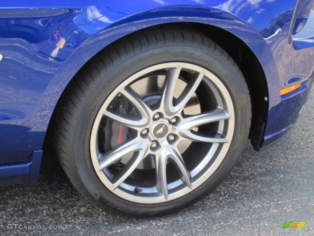 2014 Ford Mustang GT Premium Coupe Wheel Photos
