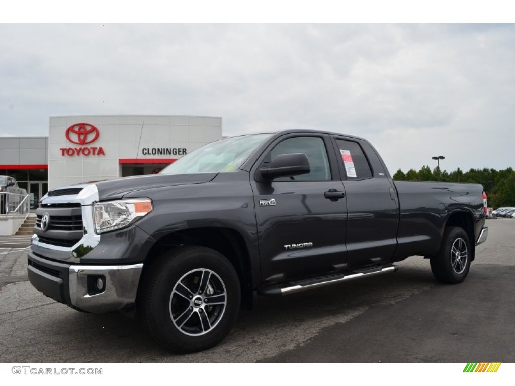 2014 Tundra SR5 Double Cab 4x4 - Magnetic Gray Metallic / Graphite photo #1