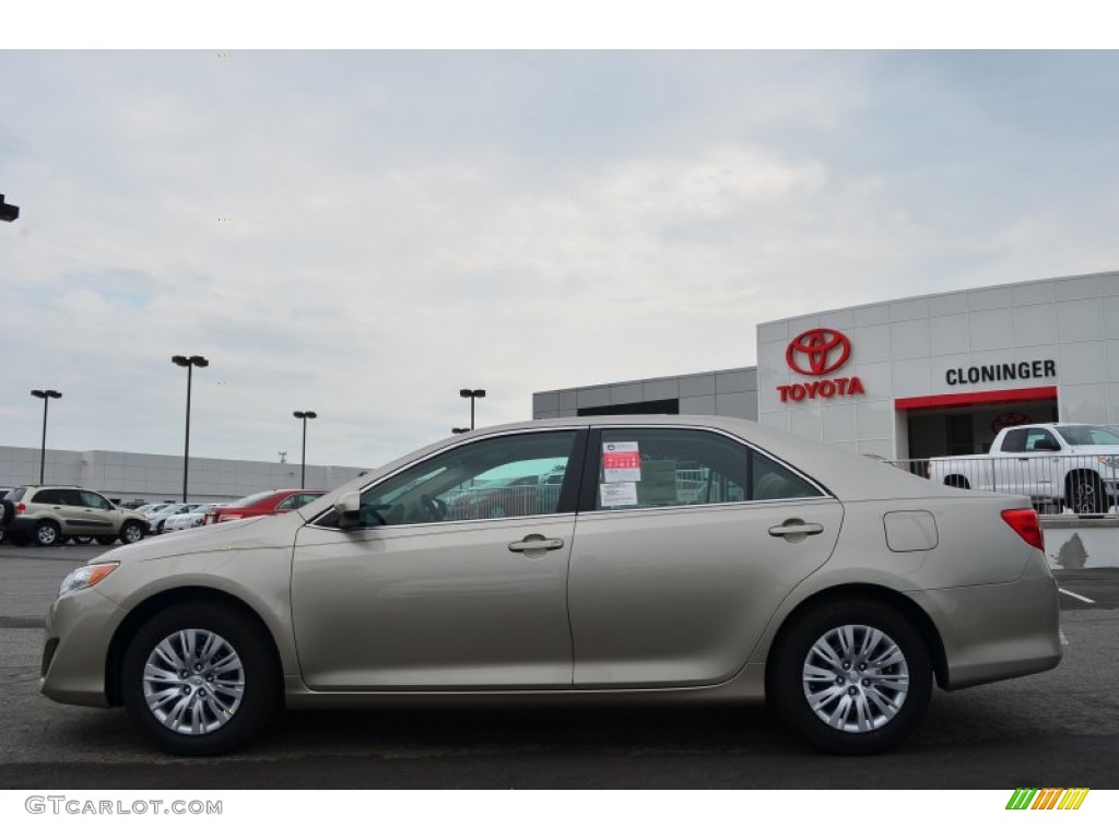 2014 Camry LE - Creme Brulee Metallic / Ivory photo #2