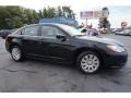 Black - 200 LX Sedan Photo No. 2