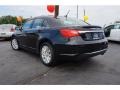 Black - 200 LX Sedan Photo No. 4