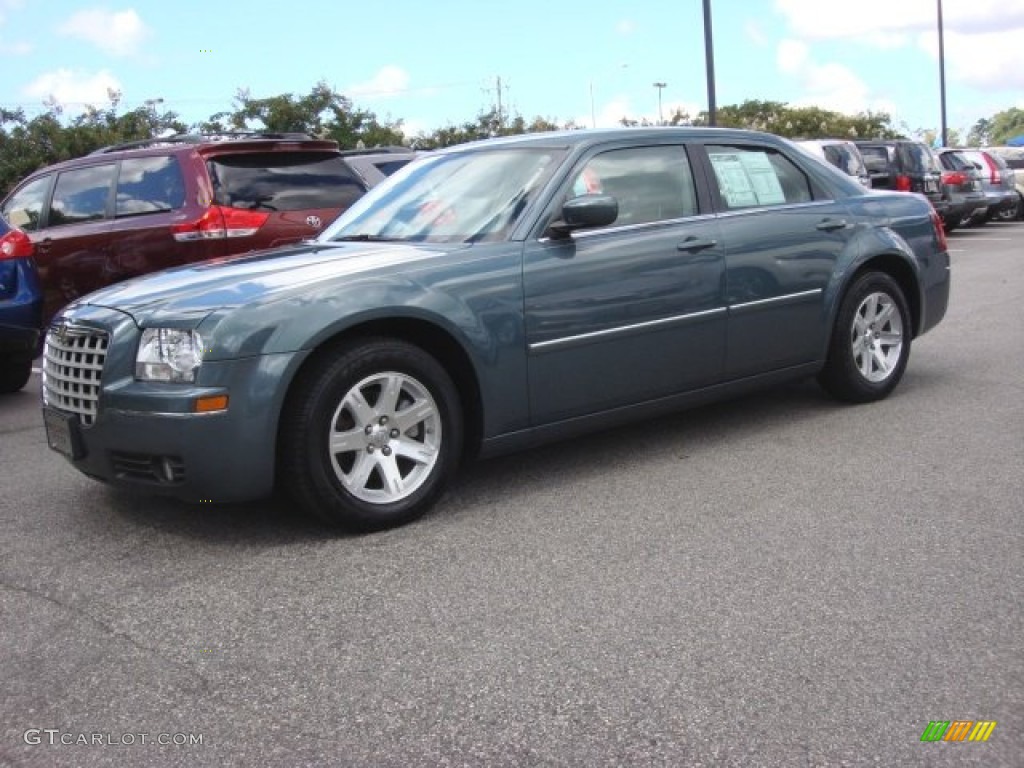 2006 300 Touring - Magnesium Pearlcoat / Deep Jade/Light Graystone photo #2