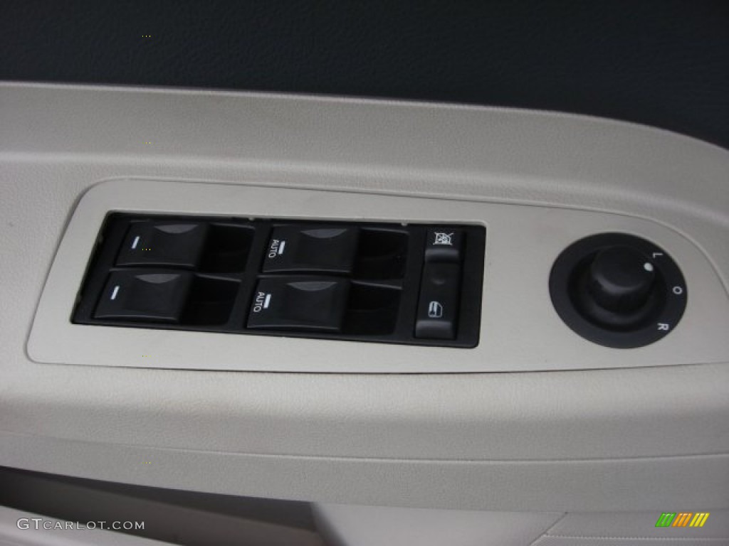 2006 300 Touring - Magnesium Pearlcoat / Deep Jade/Light Graystone photo #15