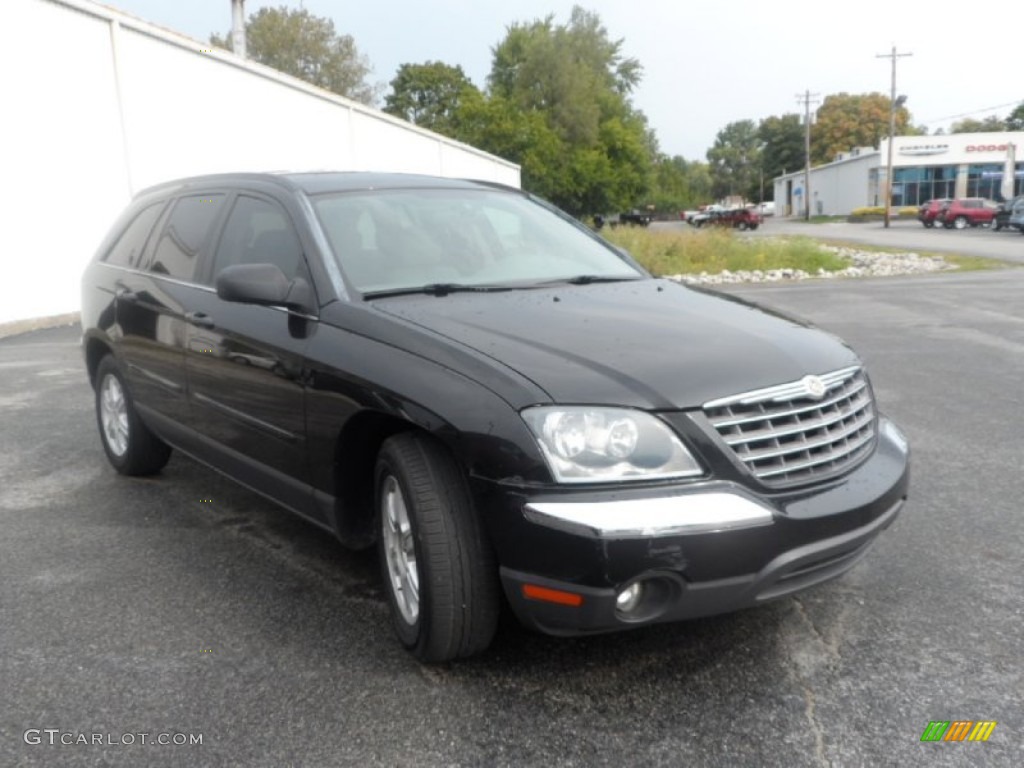 Brilliant Black Crystal Pearl Chrysler Pacifica