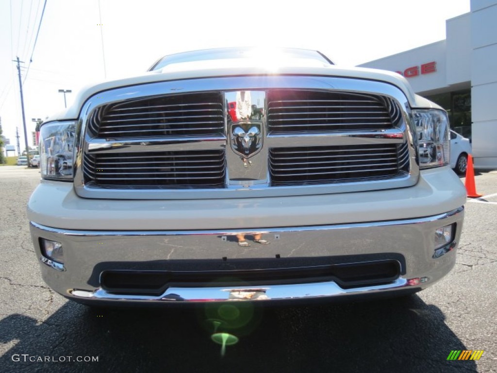 2010 Ram 1500 Big Horn Crew Cab - Cool Vanilla / Dark Slate Gray photo #2