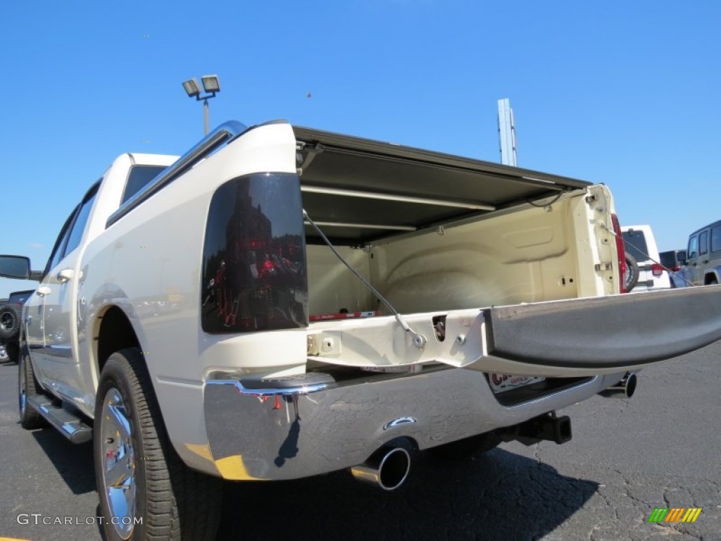 2010 Ram 1500 Big Horn Crew Cab - Cool Vanilla / Dark Slate Gray photo #15