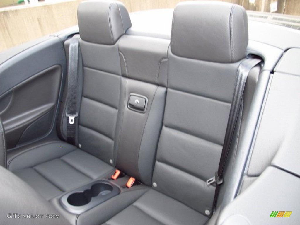 2014 Volkswagen Eos Executive Rear Seat Photo #85917333