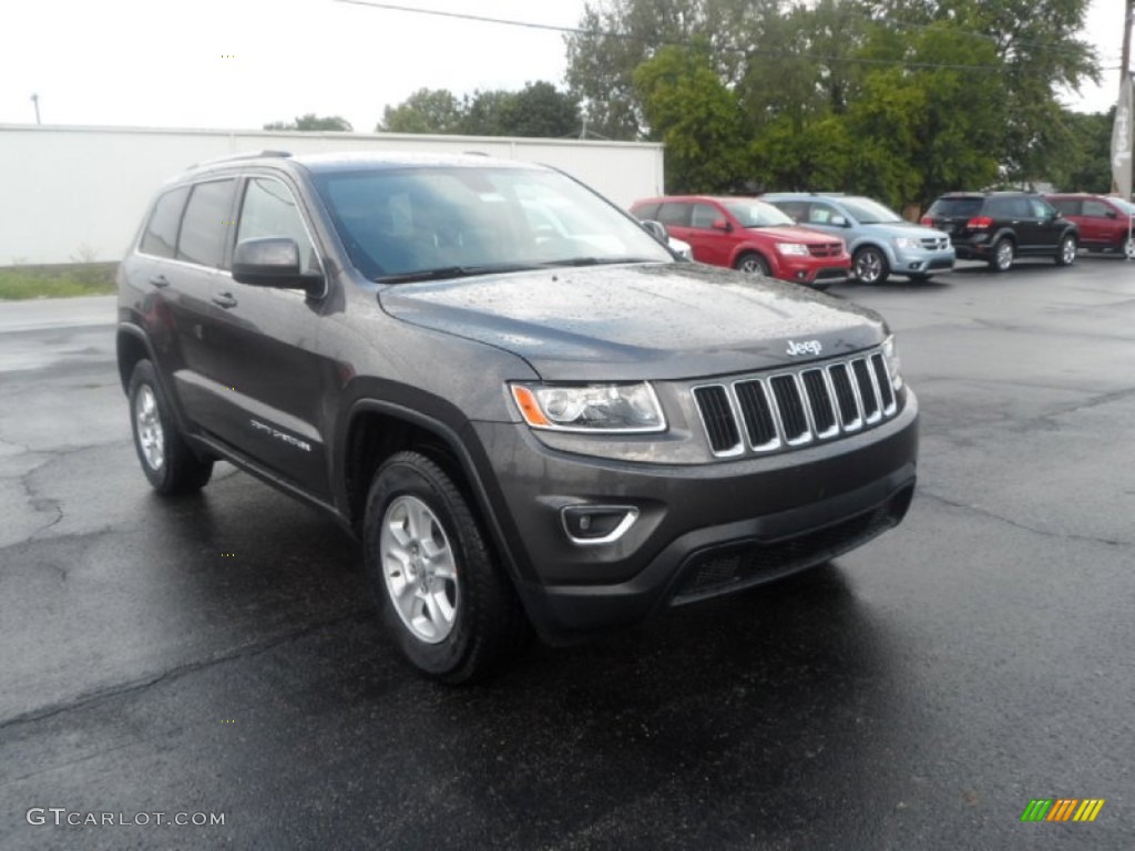 Granite Crystal Metallic 2014 Jeep Grand Cherokee Laredo 4x4 Exterior Photo #85917393