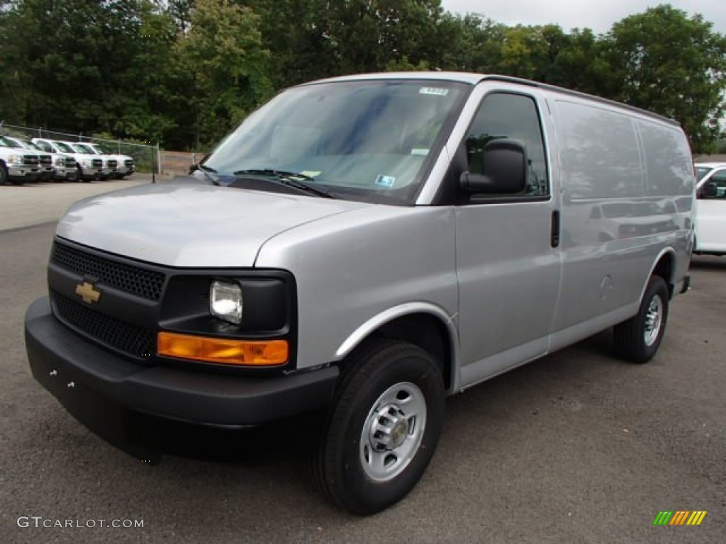 Silver Ice Metallic 2014 Chevrolet Express 3500 Cargo WT Exterior Photo #85921551
