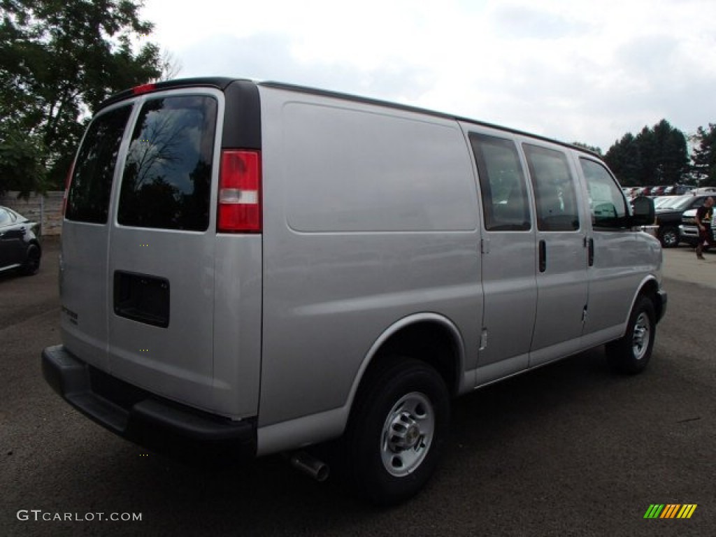 Silver Ice Metallic 2014 Chevrolet Express 3500 Cargo WT Exterior Photo #85921629
