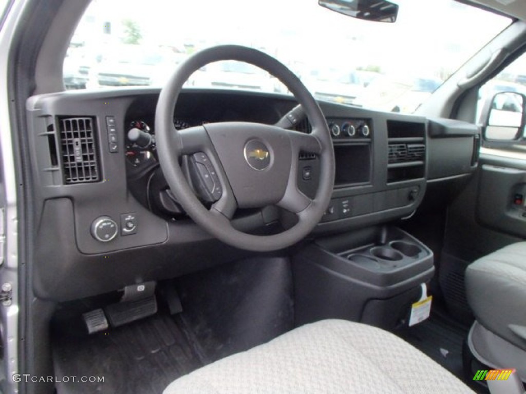 Medium Pewter Interior 2014 Chevrolet Express 3500 Cargo WT Photo #85921779