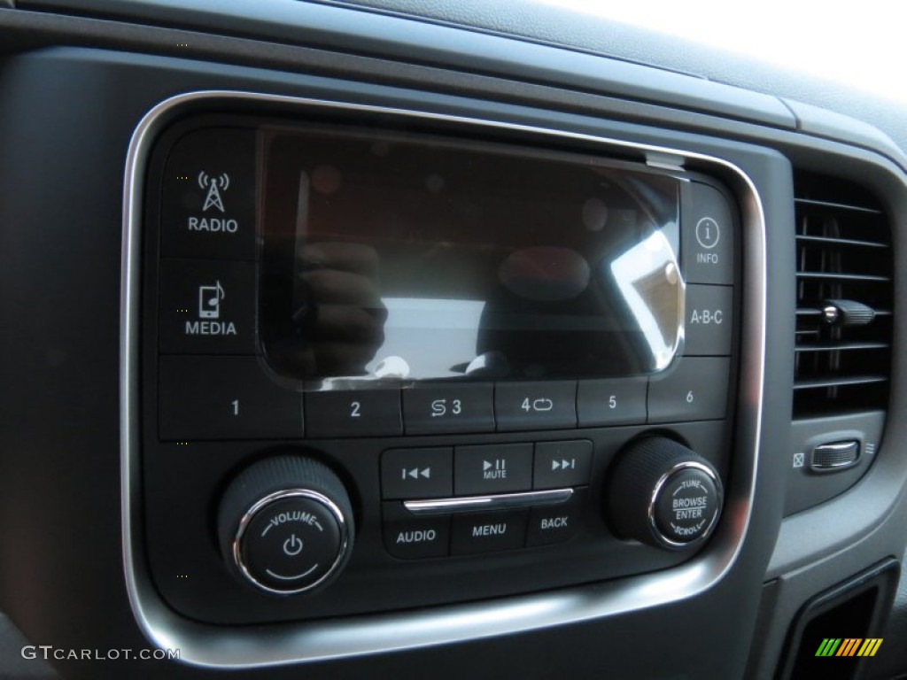 2014 Ram 1500 Express Regular Cab Audio System Photo #85922388