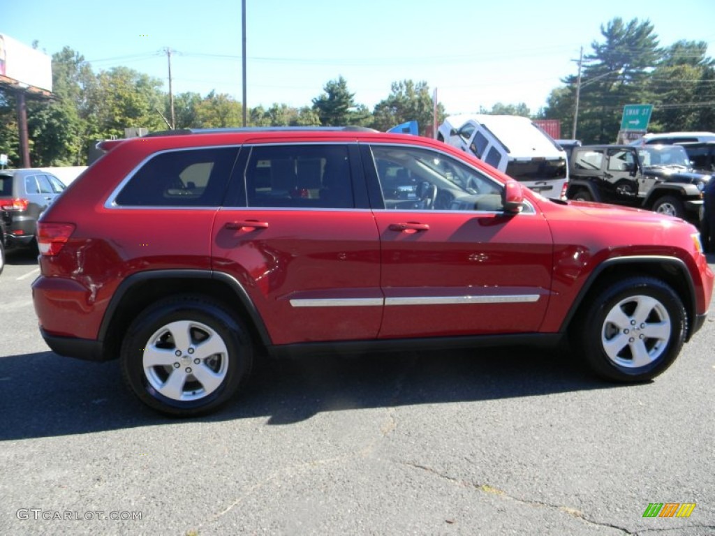 2011 Grand Cherokee Laredo X Package 4x4 - Inferno Red Crystal Pearl / Dark Graystone/Medium Graystone photo #7