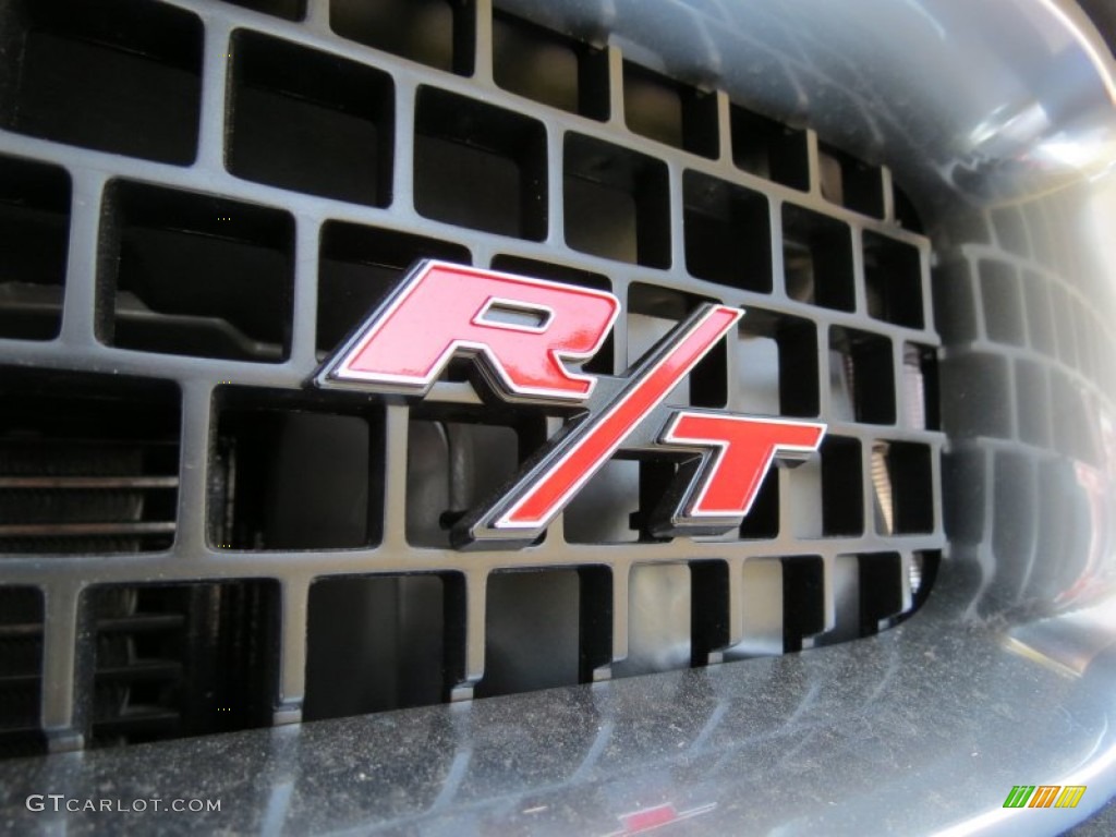 2013 Dodge Challenger R/T Classic Marks and Logos Photos