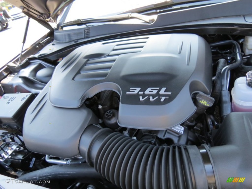 2014 Chrysler 300 S 3.6 Liter DOHC 24-Valve VVT V6 Engine Photo #85926564