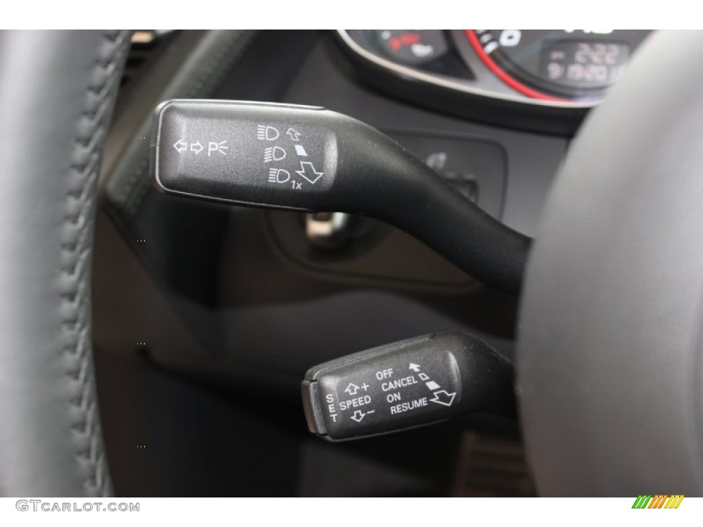 2011 Audi R8 5.2 FSI quattro Controls Photo #85934331