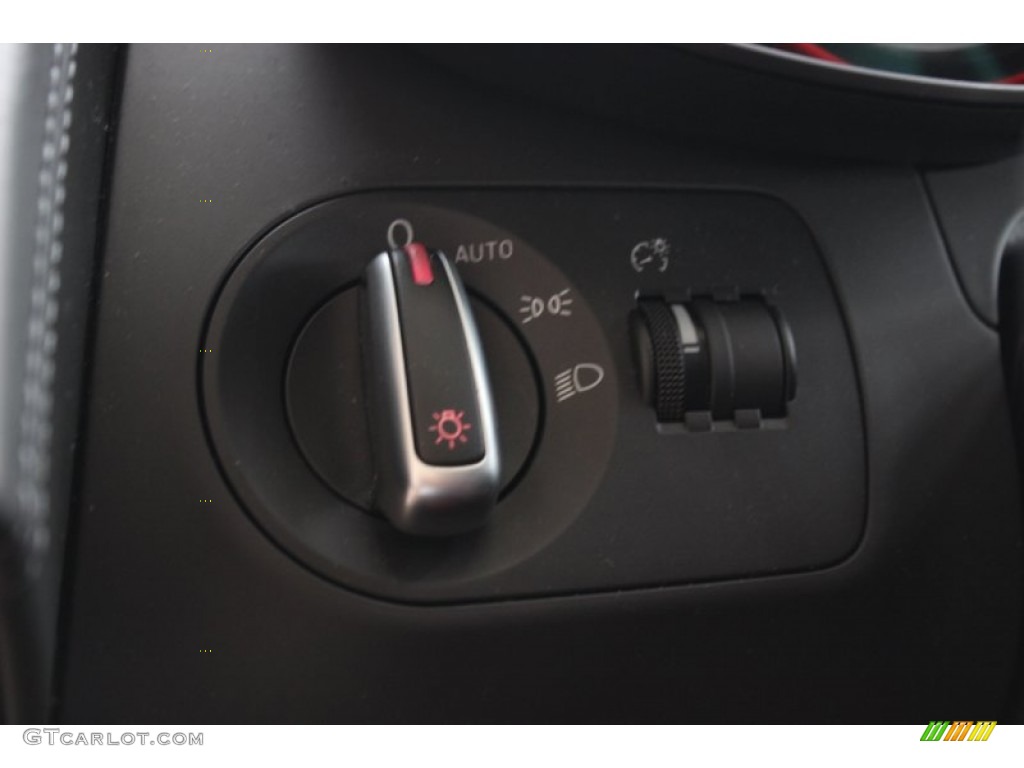 2011 Audi R8 5.2 FSI quattro Controls Photo #85934355