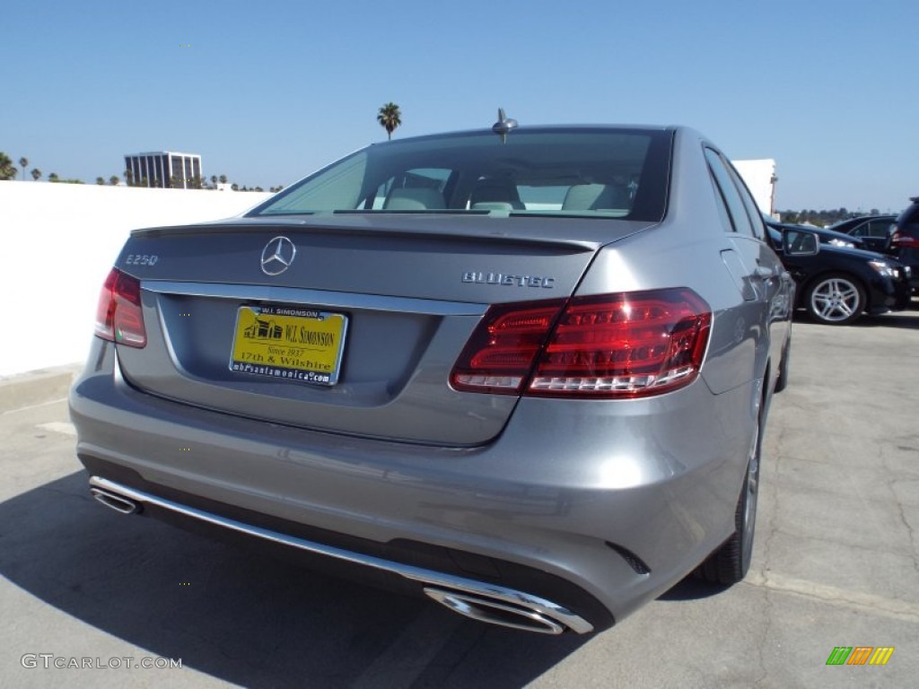 2014 E E250 BlueTEC Sedan - Paladium Silver Metallic / Gray/Dark Gray photo #4