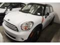 Light White - Cooper Countryman Photo No. 4